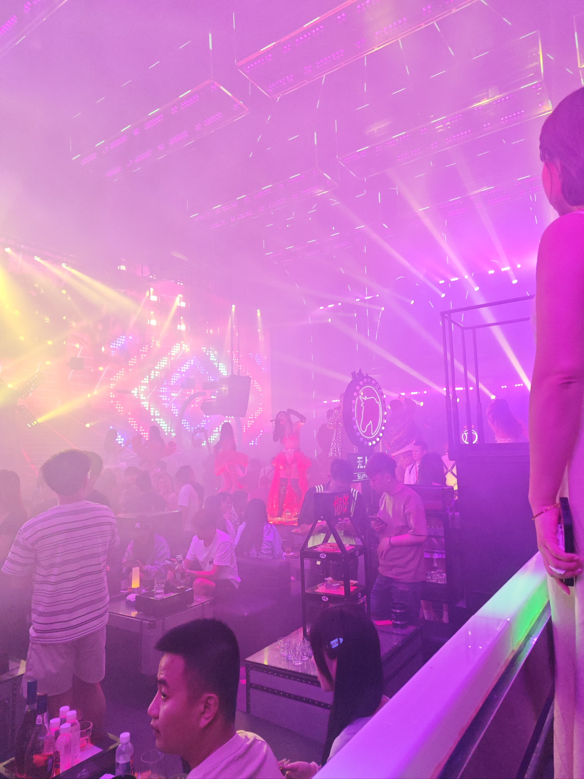 重庆商务ktv划算吗性价比全解析-江津区ktv预定